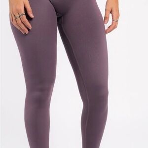 Elegant Mauve Leggings for Women